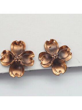 Stuart Nye Copper Dogwood Flower Screw-Back Earrings Sterling & Copper 1"